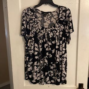 Style & Co. Black and White Short Sleeve Top 3X